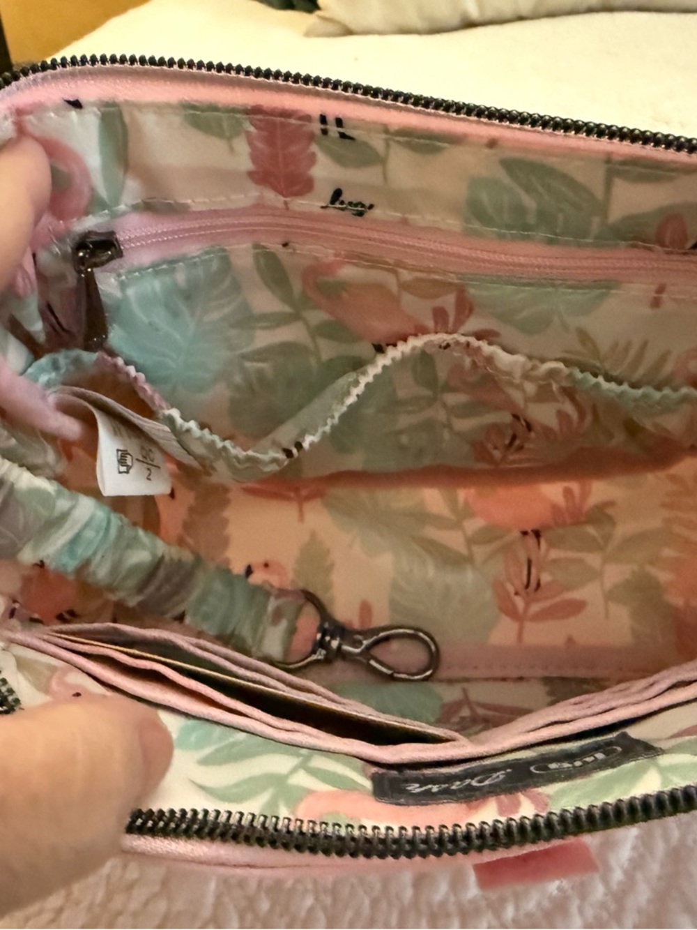 Lug “Dash” Pink Quilted Crossbody Bag with Front Zip Pocket - Picture 3 of 4